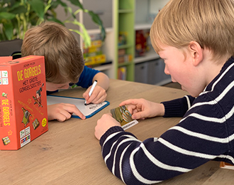 Educatieve spellen voor thuis: kinderen gaan zelf aan de slag