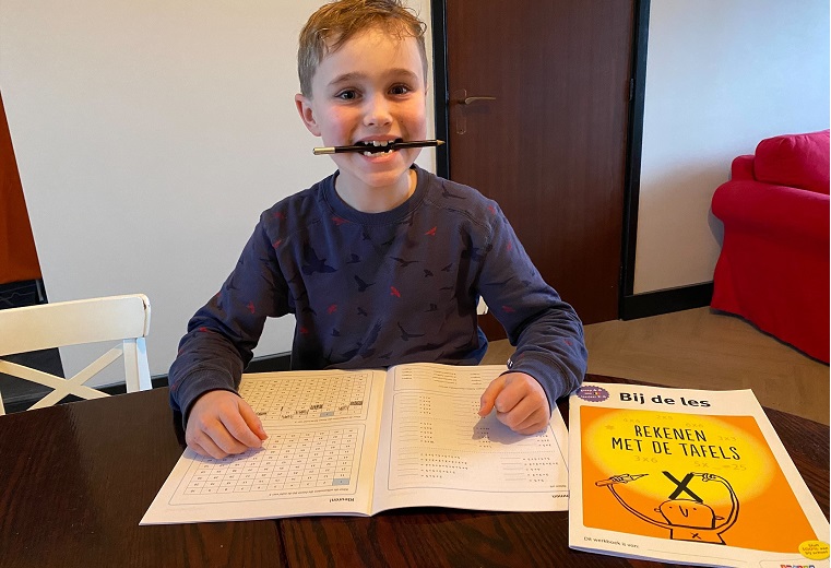 ‘Leerachterstanden pak je effectief aan met Bij de les’